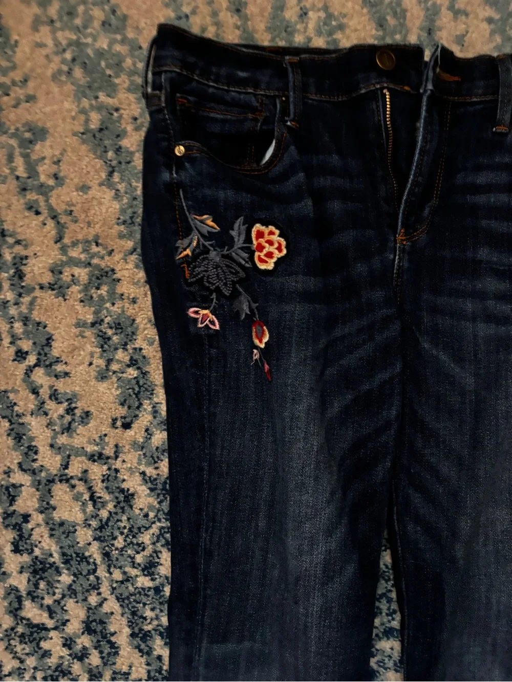 Driftwood Jackie Women’s Dark Wash Embroidered Skinny Jeans - Blue worn once 27